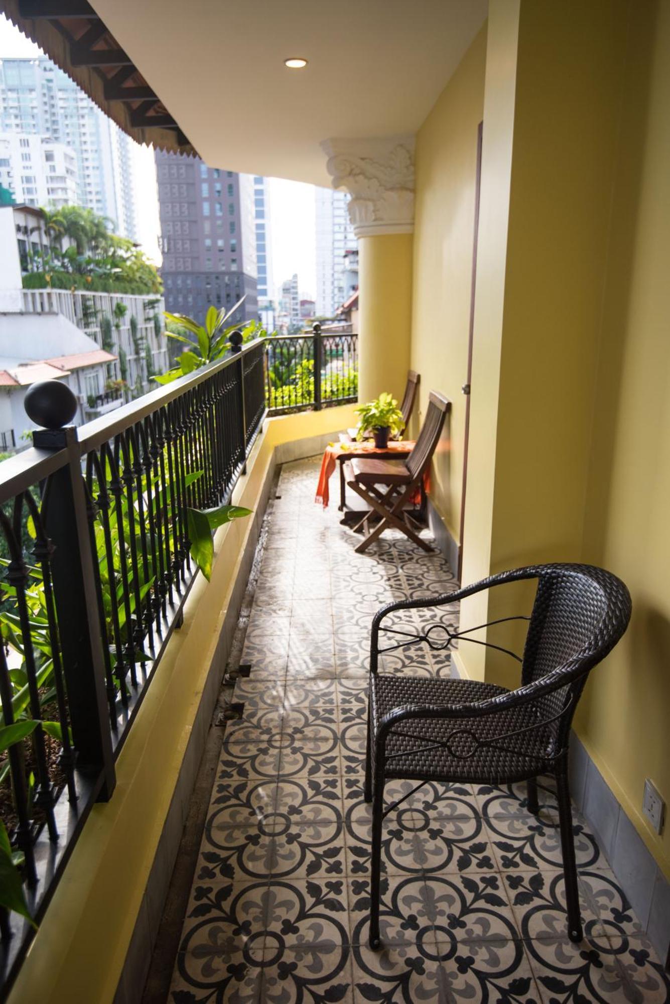 Khmer Surin Boutique Guesthouse Phnom Penh Exterior photo